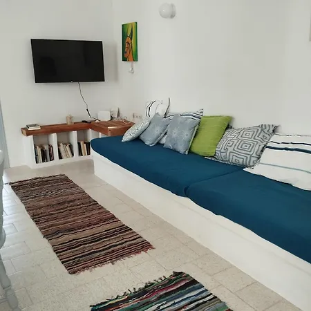 White Cat בית נופש Vromolithos