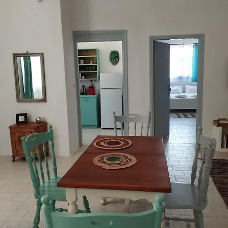 Holiday home White Cat *