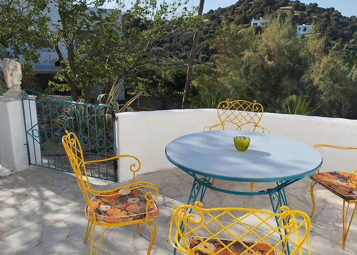 White Cat * Vromolithos