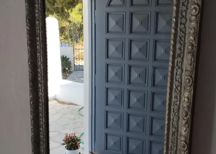 White Cat * Vromolithos